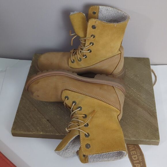 Timberlands teddy fleece roll down boots 7 - Picture 7 of 8